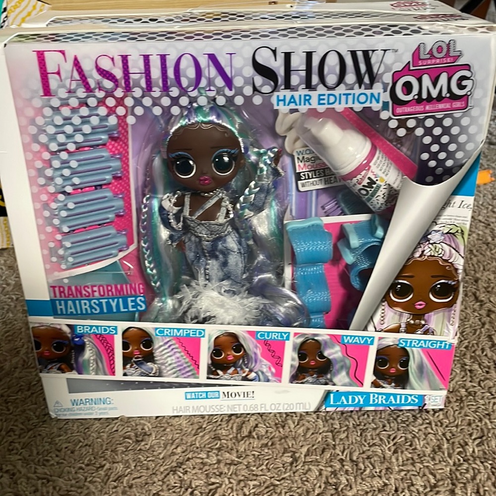 LOL Surprise OMG Fashion Show Hair Edition Lady Braids Fashion Doll.